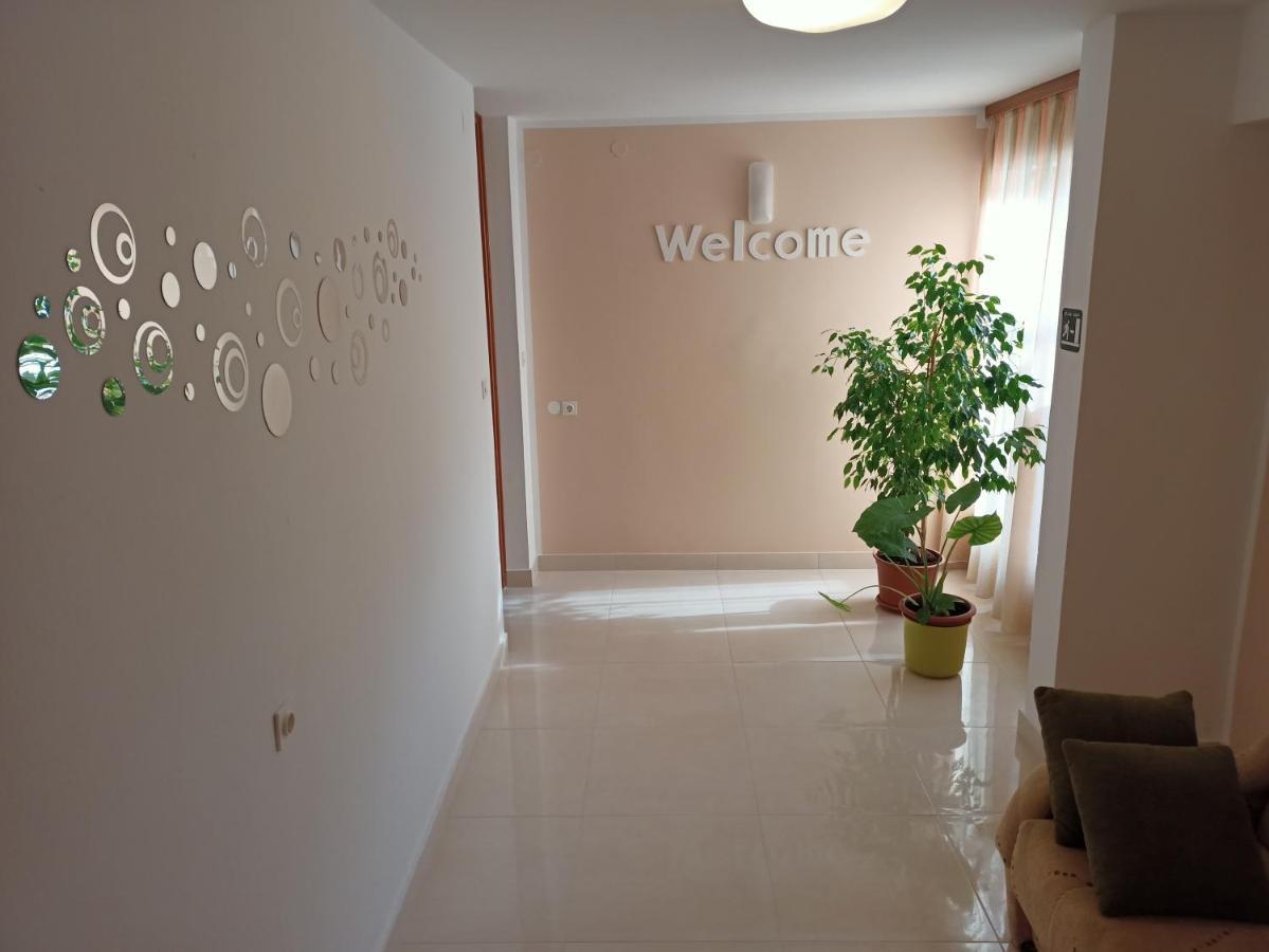 Hotel Pansion Restoran Marin Posedarje Esterno foto